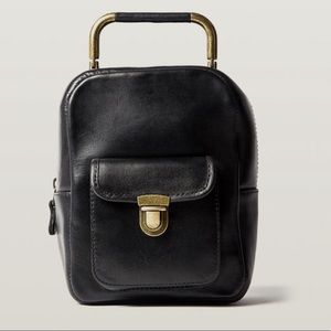 BEARA BEARA Yoyo Black Leather Convert Backpack